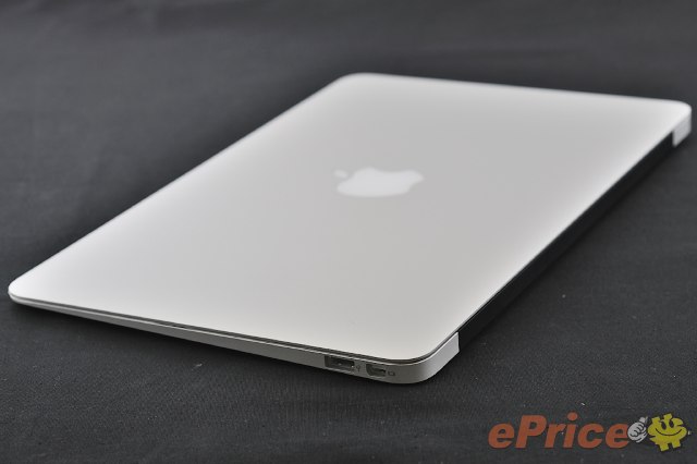 超薄、輕巧、速度快　11 吋 MacBook Air 開箱分享