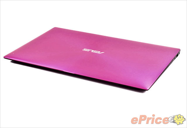 ASUS ZenBook UX21E-KXROSE　春限定色