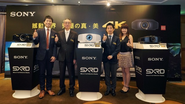 圖4) Sony今日正式在台推出全新家庭劇院投影機，全民居家4K影院時代來臨，Full HD機種及新色同步登場。.jpg