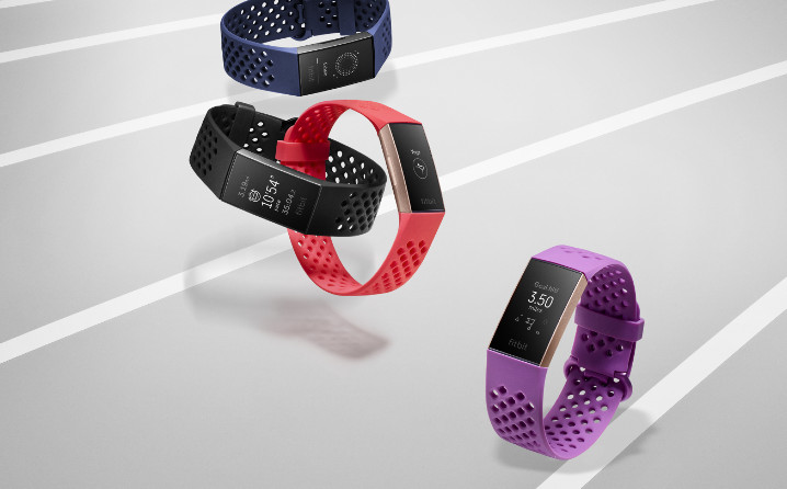 Fitbit_Charge_3_Shot_09_Assorted_Sport.jpg