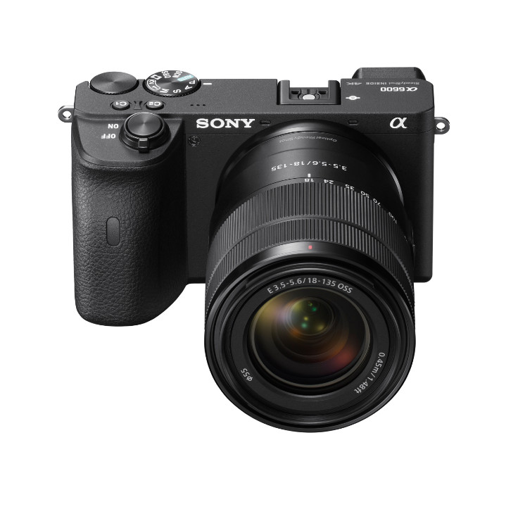 圖2) 全新 Sony α6600 搭載採用AI主體辨識技術的卓越「即時眼部偵測自動對焦」功能和「即時追蹤」技術，大幅提升眼部自動對焦的準確性、速度和追蹤能力，確保攝影師能專注於構圖，同時捕捉對焦精準的精采畫面。.jpg