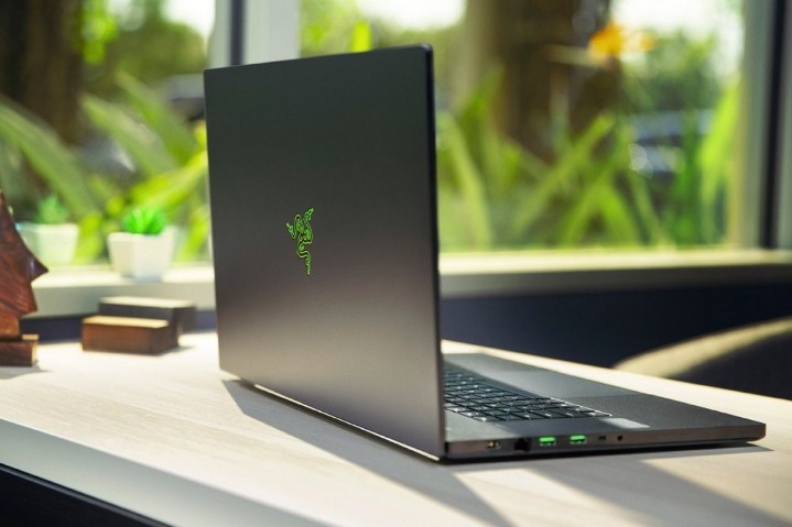 razer-blade-pro-17-2020-gallery-02.jpg