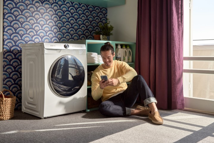【新聞照片2】「AI衣管家」系列滾筒洗衣機，以三星深厚的AI技術底蘊，全面提升洗衣機強大的洗淨能力.jpg