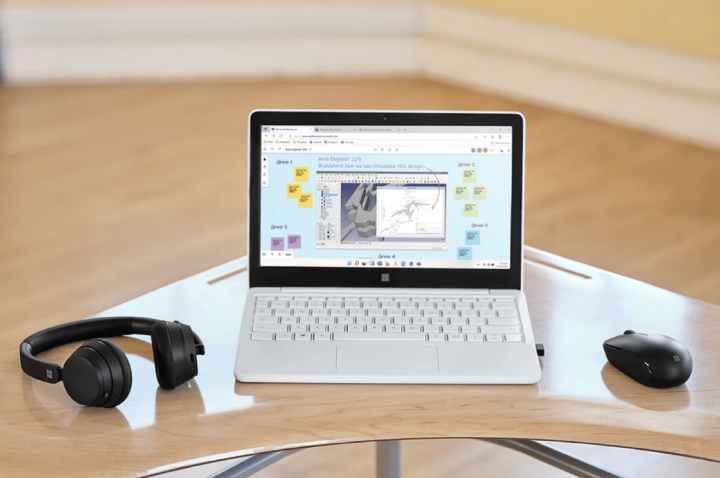 微軟擴大進軍教育市場，推出Windows 11 SE作業系統與學習用筆電Surface Laptop SE