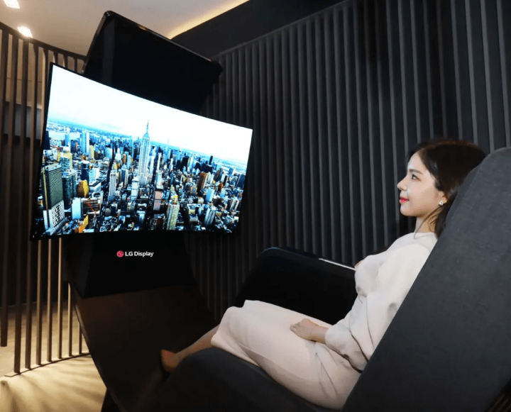 LG將在CES 2022期間展示應用OLED螢幕的概念遊戲座椅、腳踏車訓練台
