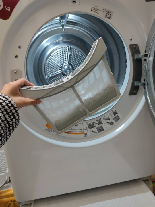 LG洗乾堆疊－提高生活品質的免曬衣&amp;滾筒洗衣機