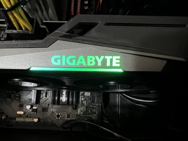 GIGABYTE RGB Fusion 2.0.jpg