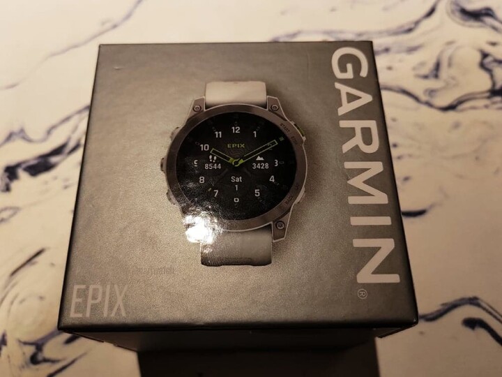 Garmin epix GPS戶外、都會全方位高品格智慧錶開箱