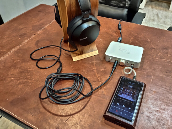 [開箱] MusiCat Tuxedo 1 小型桌上型耳機擴大機