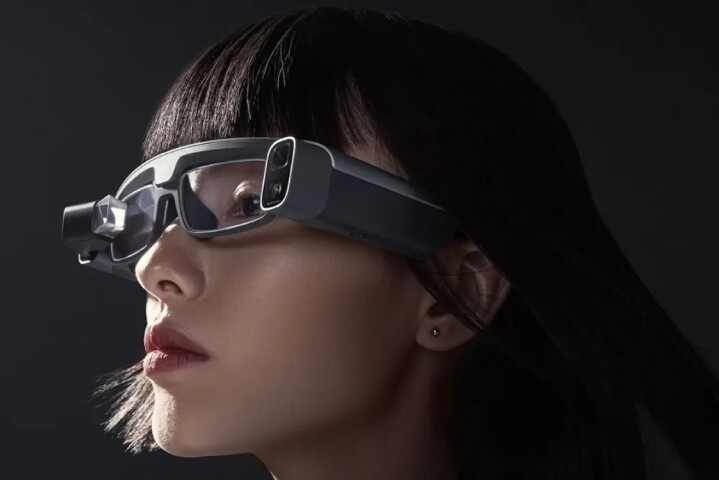 小米推出「米家眼鏡相機」，讓使用者的眼睛學會「變焦」、紀錄前 10 秒的瞬間畫面