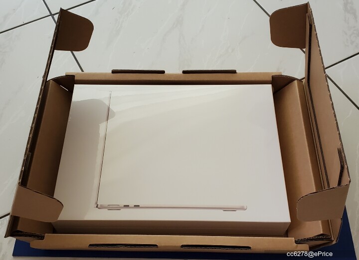 【開箱】 2022 M2 Macbook Air筆電