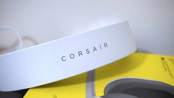 【開箱】線上會議遊戲兩相宜!! CORSAIR HS55 SURROUND輕開箱