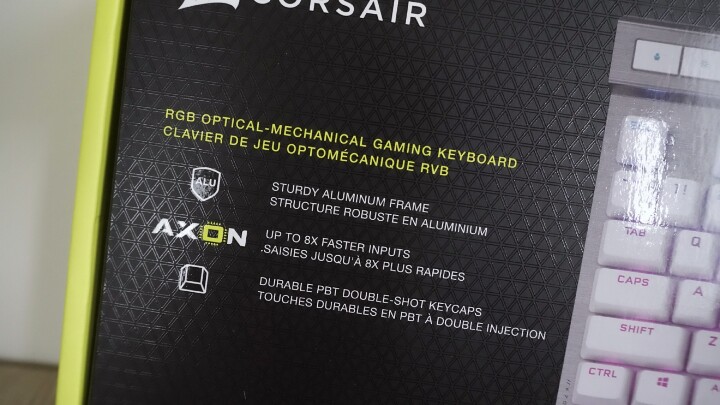 【開箱】白色鍵盤美感升級!! CORSAIR K70 PRO OPX WHITE開箱