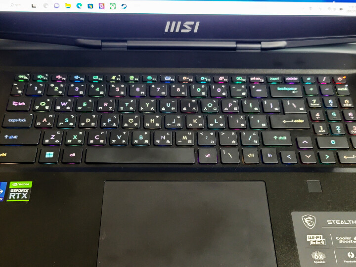 農曆年前來一台MSI GS77電競筆電分享