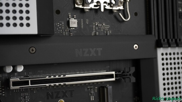 【開箱】簡約美型主機板 | NZXT Z5 Z690開箱