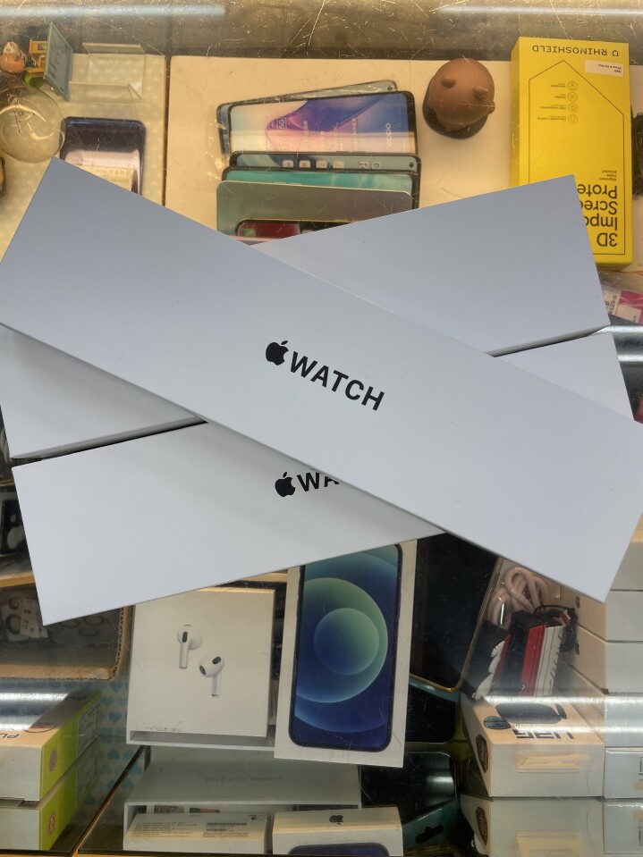 【獨家特賣】Apple Watch SE2 低價再下殺！限時一週只要 6,490 元起！(7/27~8/2)