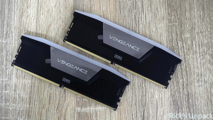 【開箱】賊船信仰記憶體｜CORSAIR VENGEANCE RGB DDR5 16G*2 6000MHz