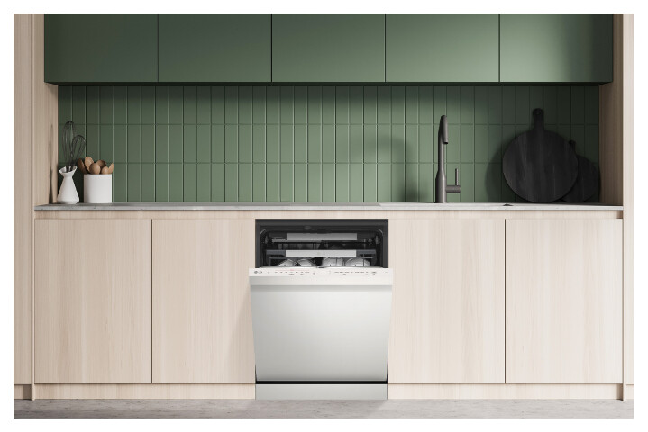 【新聞圖片2】LG QuadWash Steam 四方洗蒸氣洗碗機Objet Collection雪霧白(DFB335HE)外型及功能完美兼備，加上自動開門烘乾，快速排除機內濕氣不反潮.jpg