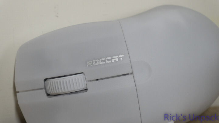 【開箱】德國冰豹超輕量、無線三模右手人體工學競技鼠 | ROCCAT PURE AIR