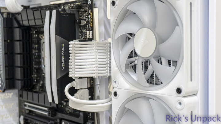 【開箱】賊船首款PCIE插槽模組化海景殼 | CORSAIR 3500X ARGB WHITE