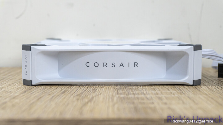 【開箱】專屬絢麗CAPELLIX燈效 | CORSAIR H150i ELITE CAPELLIX XT WHITE