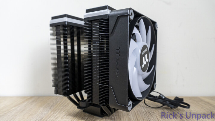 【開箱】黑化塔散與RGB的結合 | Thermaltake ASTRIA 600 ARGB