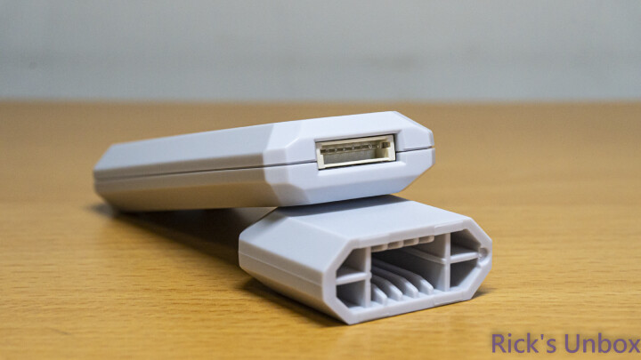 【開箱】訊號&quot;無線化&quot;的風扇 | LIAN LI UNI FAN SL WIRELESS 120 WHITE &amp; SL WIRELESS LCD 120 WHITE