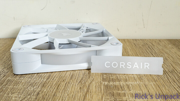 【開箱】賊船新研發水泵與iCUE LiNK風扇 | CORSAIR iCUE LiNK TITAN 240 RX RGB WHITE