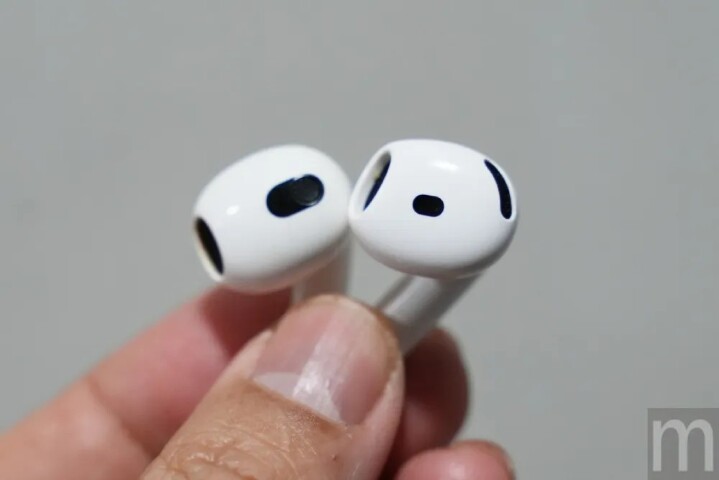 airpods-408-1.jpg