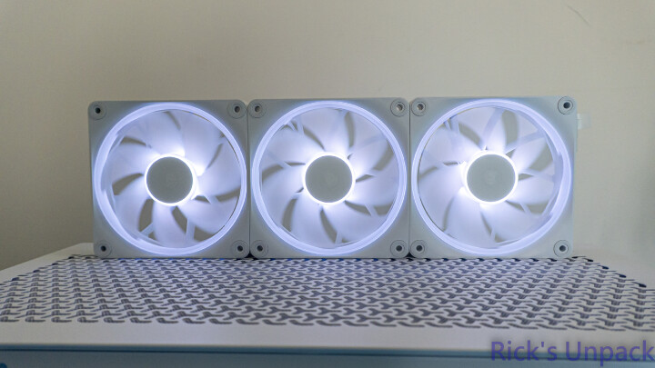 【開箱】iCUE LiNK新燈效風扇 | CORSAIR iCUE LiNK LX120 RGB WHITE FANS