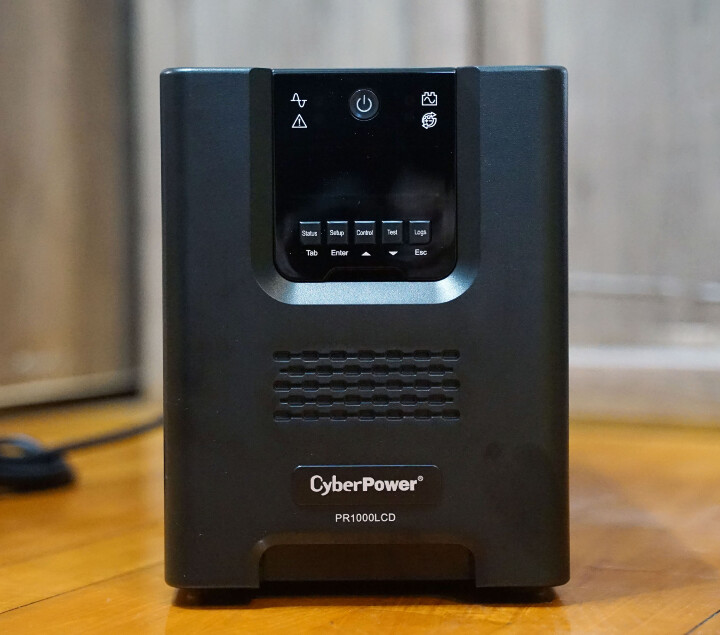 CyberPower PR1000LCD在線互動式不斷電系統 輕鬆打造可靠的電源保護！