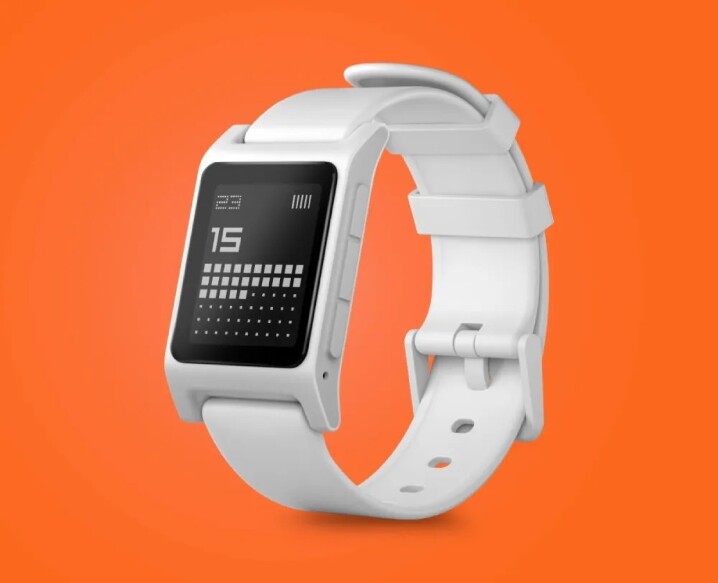 introducing-two-new-pebbleos-watches-2-01_hero_core_2_duo_34_white.jpg