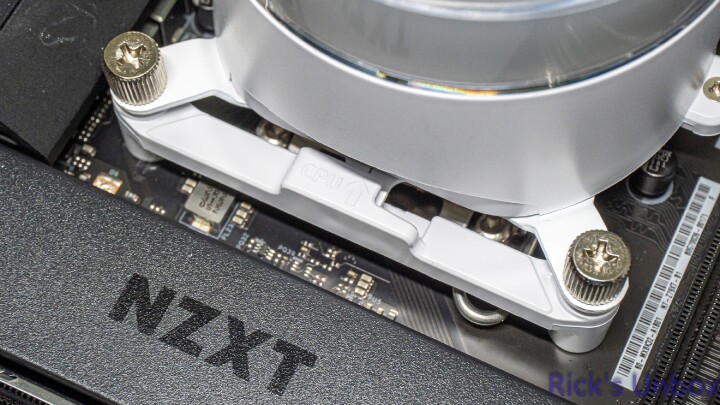 【開箱】連水冷都有三模連線 | LIAN LI HydroShift II LCD-C 360CL WHITE