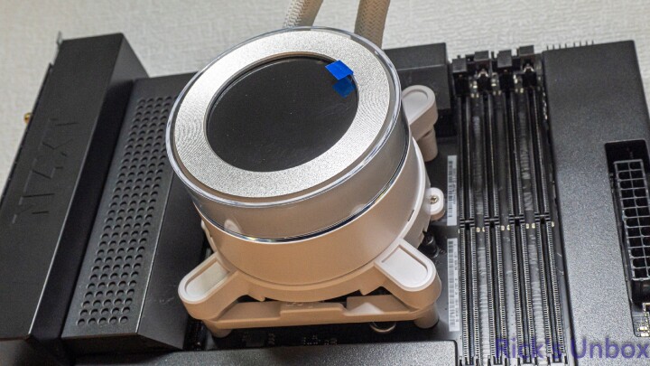 【開箱】連水冷都有三模連線 | LIAN LI HydroShift II LCD-C 360CL WHITE