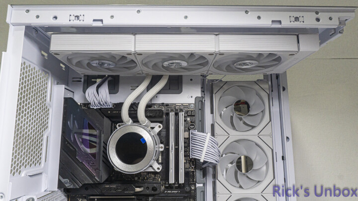 【開箱】連水冷都有三模連線 | LIAN LI HydroShift II LCD-C 360CL WHITE