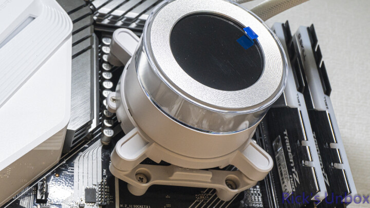 【開箱】連水冷都有三模連線 | LIAN LI HydroShift II LCD-C 360CL WHITE