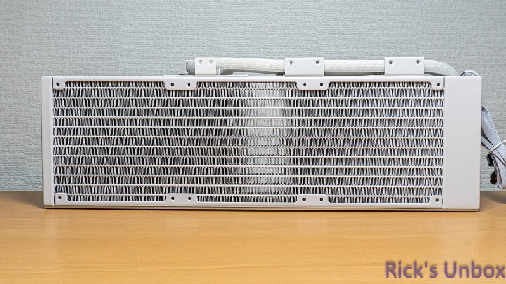 【開箱】連水冷都有三模連線 | LIAN LI HydroShift II LCD-C 360CL WHITE