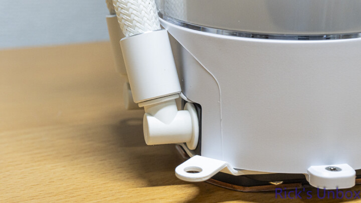 【開箱】連水冷都有三模連線 | LIAN LI HydroShift II LCD-C 360CL WHITE