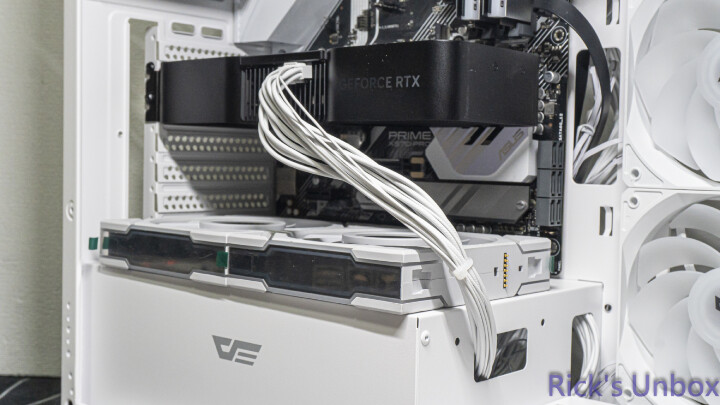 【開箱】平價實木海景殼 | darkFlash DS900 WOOD WHITE