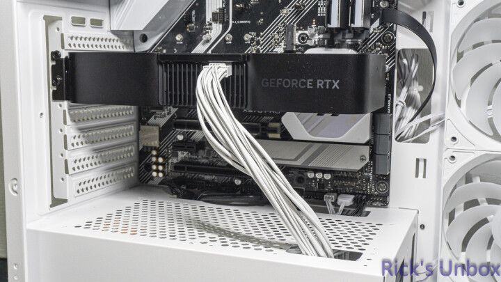 【開箱】平價實木海景殼 | darkFlash DS900 WOOD WHITE