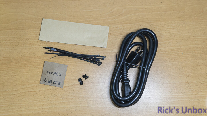 【開箱】海盜船旗艦白金電源升級 | CORSAIR HX1200i PLATINUM