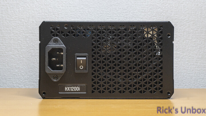 【開箱】海盜船旗艦白金電源升級 | CORSAIR HX1200i PLATINUM