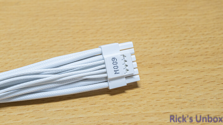 【開箱】大飛主流規格平價電源 | darkFlash PMT 750W WHITE