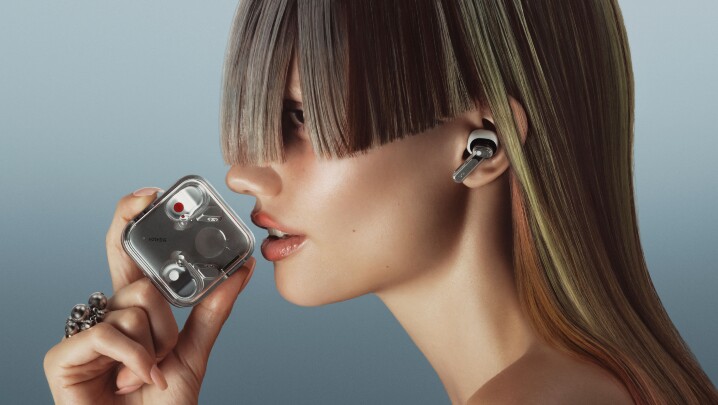 Prestigepr (prestigepr@prestigepr.com.tw) 【新聞照片01】Nothing Ear (3) 以突破性 Super Mic 與金屬設計,帶來清晰通話與純淨音質。.jpg Prestigepr (prestigepr@prestigepr.com.tw) 【新聞照片01】Nothing Ear (3) 以突破性 Super Mic 與金屬設計,帶來清晰通話與純淨音質。.jpg