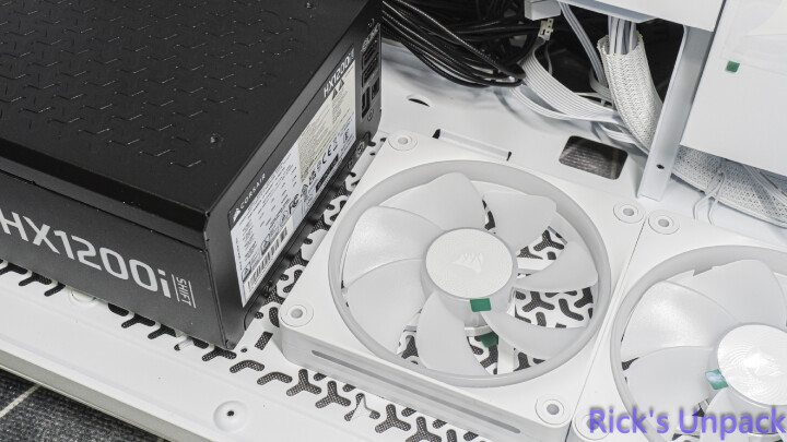 【開箱】賊船iCUE LiNK側出電源 | CORSAIR HX1200i SHIFT