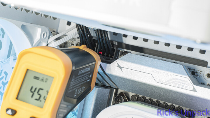 【開箱】賊船iCUE LiNK側出電源 | CORSAIR HX1200i SHIFT