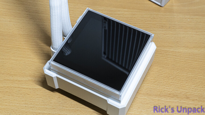 【開箱】新版走線特殊水冷 | LIAN LI HydroShift II LCD-S 360N WHITE