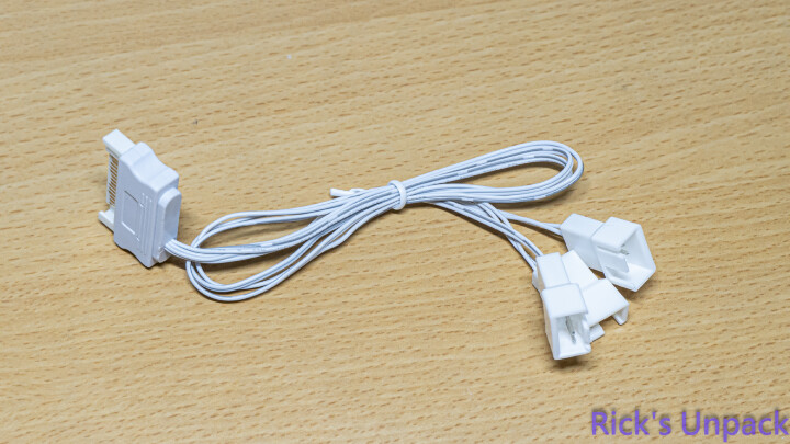 【開箱】新版走線特殊水冷 | LIAN LI HydroShift II LCD-S 360N WHITE