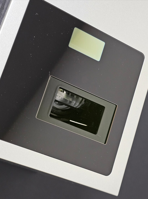 LG CineBeam S超短焦4K微型投影機開箱