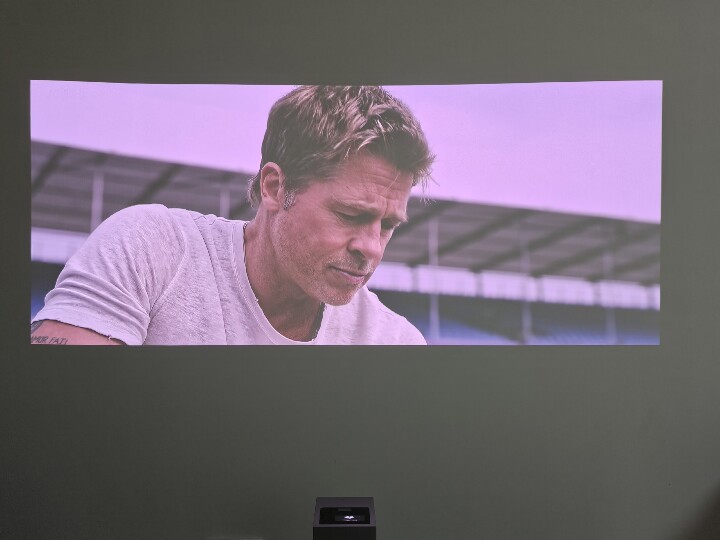 LG CineBeam S超短焦4K微型投影機開箱